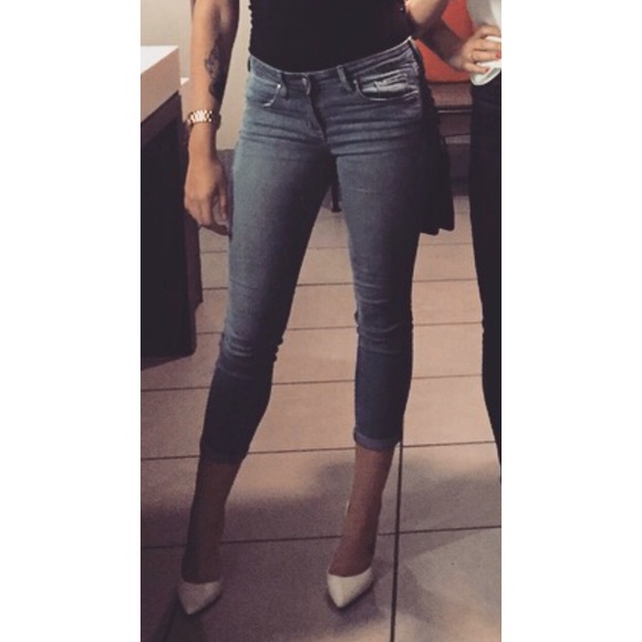 Jessica Simpson • Low Rise Crop Skinny Jean - Picture 4 of 7